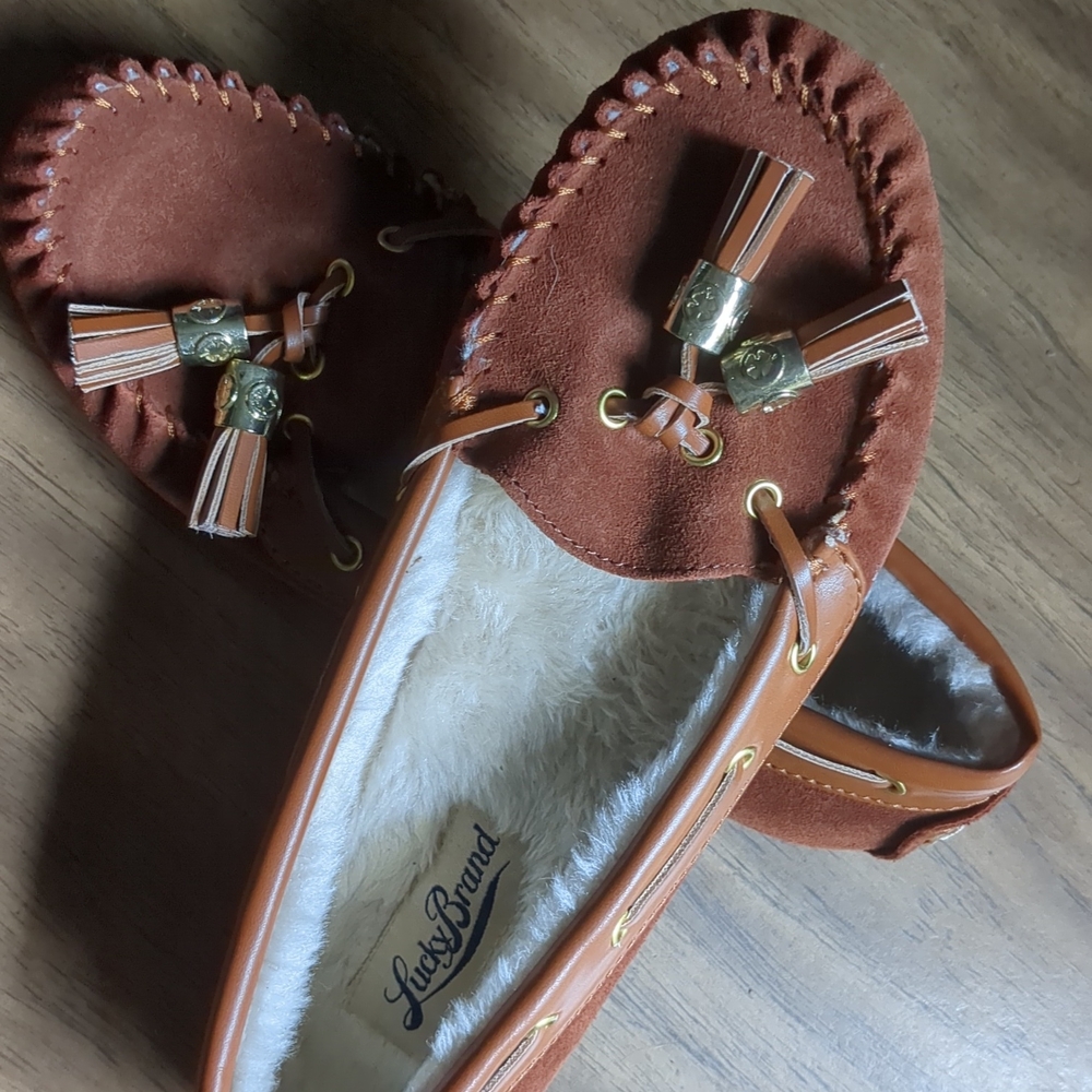 Lucky Brand Brown Moccasin Slippers